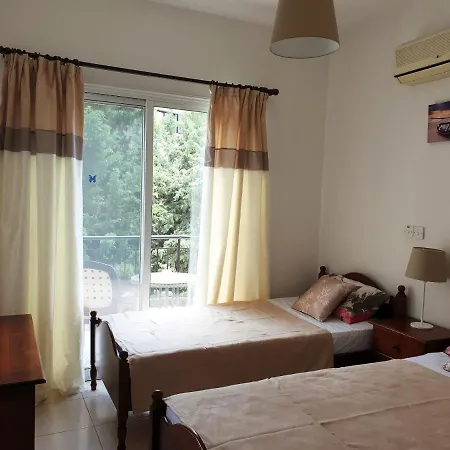 Psyche Harbor Apartman *